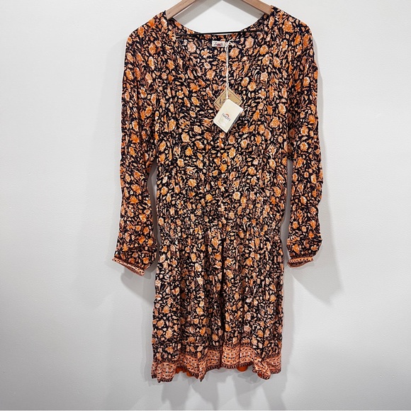 NWT Faherty Button Smocked Dobby Dress SIZE large - Picture 5 of 12